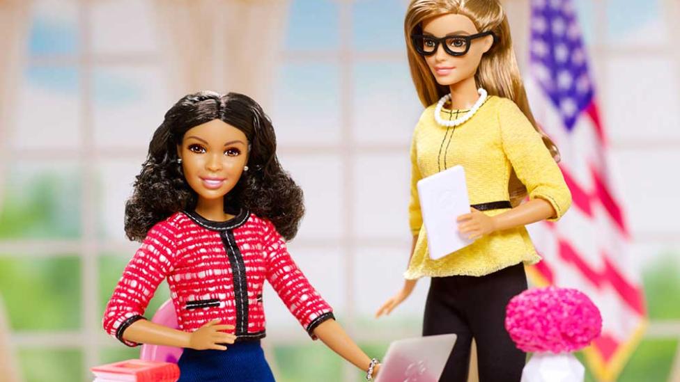 Barbie 60 jaar: Barbie is niet zo dom als ze lijkt