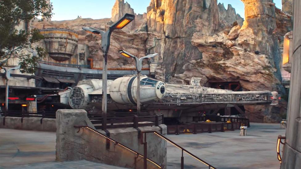 Star Wars: Galaxy’s Edge is geopend, zo ziet het eruit