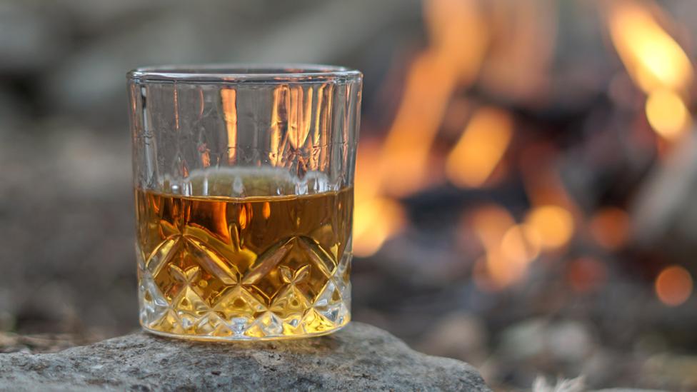 Whiskey of whisky: wat is het verschil?