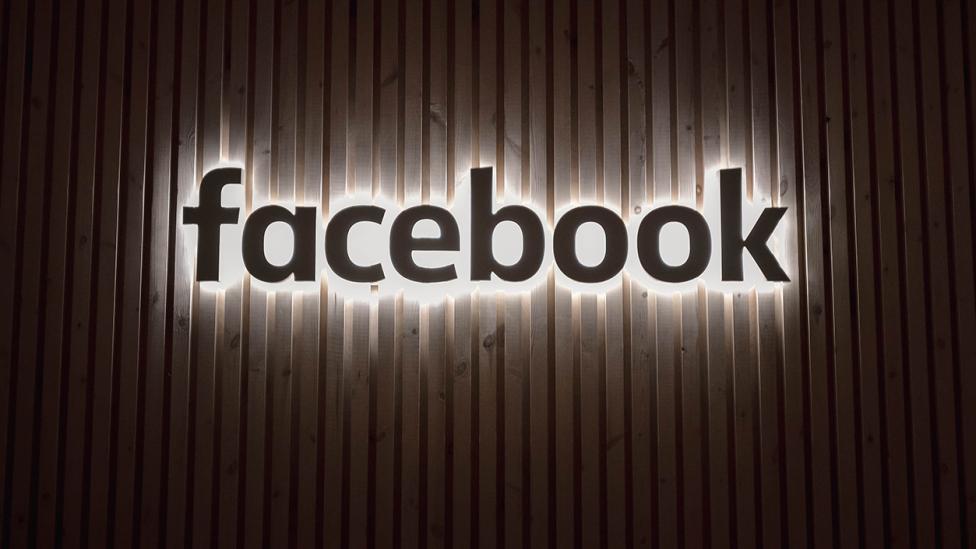 Steven Levy gaat Achter de schermen van Facebook