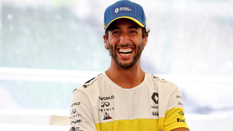 Dit doet Daniel Ricciardo tussen de F1-races door
