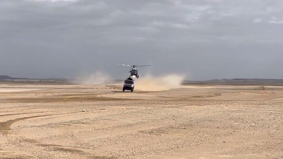 Vrachtwagen en helikopter in botsing tijdens Dakar