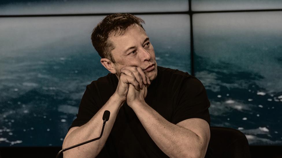 Waarom is Elon Musk de rijkste man ter wereld?