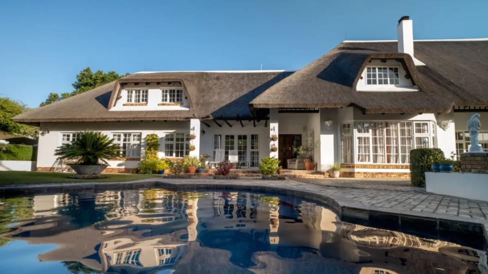 Te koop: Villa met zwembad voor 410.000 euro