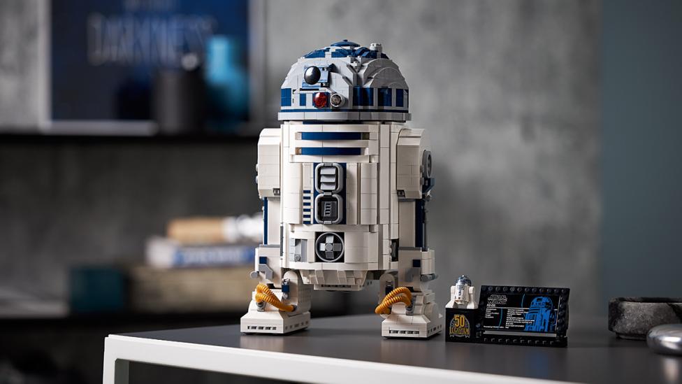 LEGO viert Star Wars jubileum met gedetailleerde R2-D2