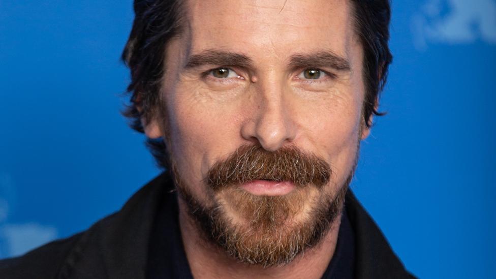 Eerste beelden van Christian Bale in nieuwe Thor-film uitgelekt