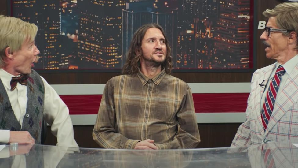 In een maffe video kondigt Red Hot Chili Peppers wereldtournee voor 2022 aan