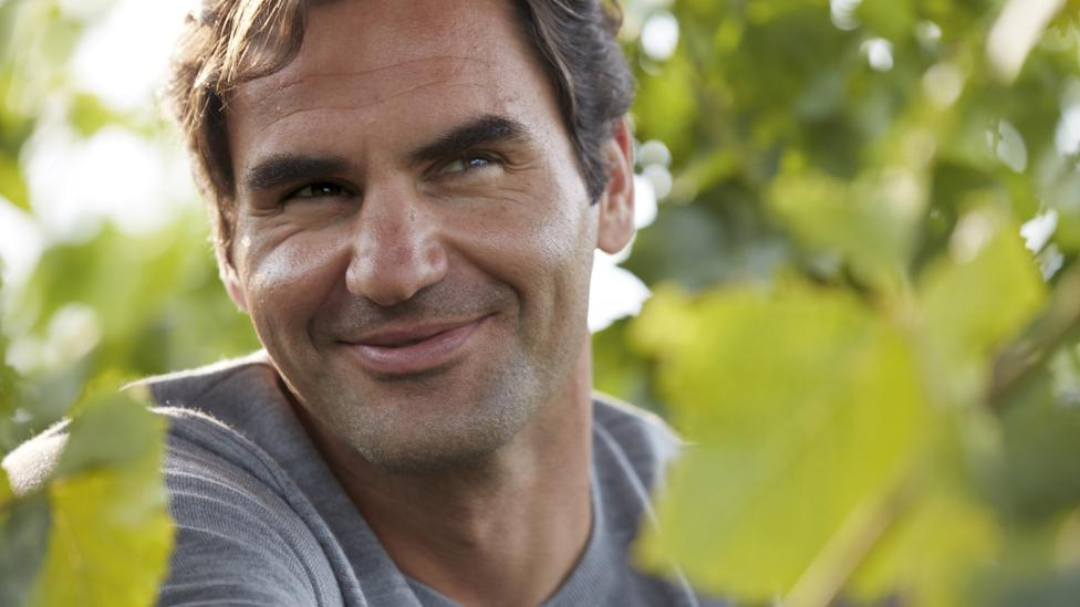 Roger Federer stapt in de wereld van champagne