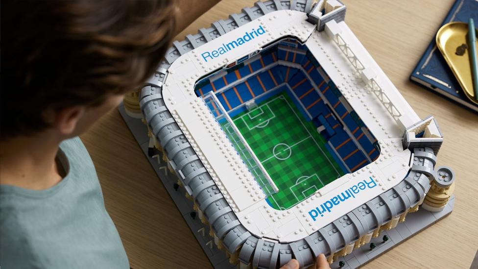 Lego en Real Madrid onthullen bouwset van het Bernabéu