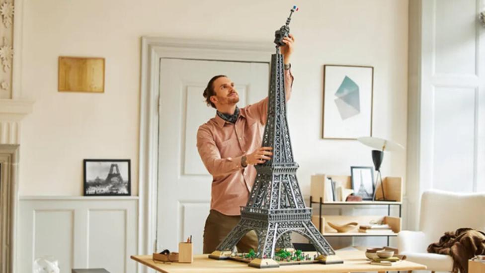 Lego onthult zijn hoogste bouwset ooit met de Eiffeltoren