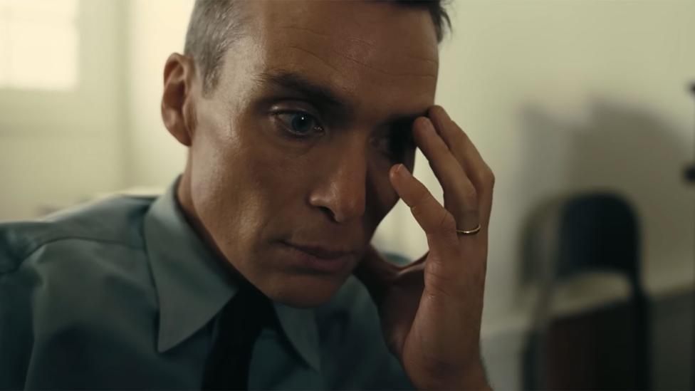 Kijk nu de eerste trailer van Oppenheimer, het nieuwste Nolan-epos