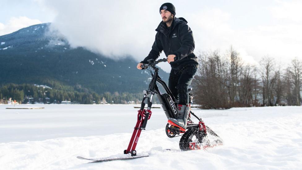 Met dit product verander je bijna iedere fiets in een sneeuwscooter