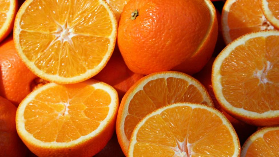 Handige life-hack: sinaasappels pellen ging nog nooit zó snel