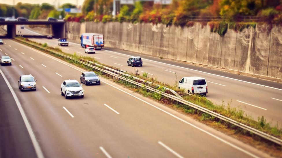 Rekeningrijden gaat automobilisten mogelijk 7 à 8 cent per kilometer kosten