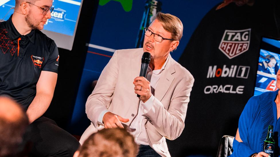 Mika Häkkinen: ‘Max Verstappen is één van de beste coureurs die ik ooit heb gezien’