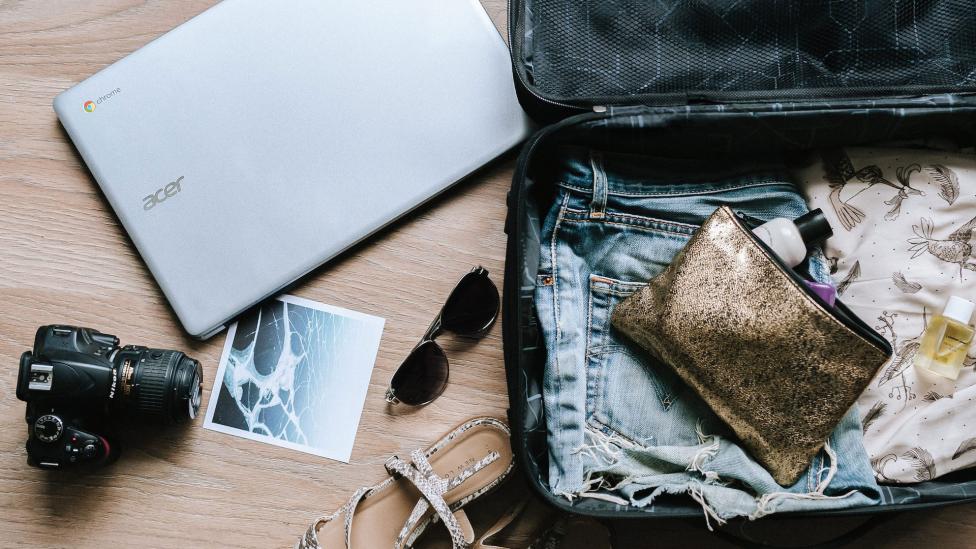 Paklijst vakantie: deze zeven essentials heb je nodig als je op reis gaat