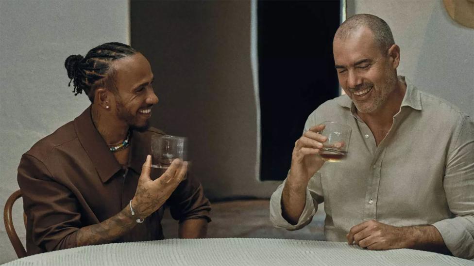 Lewis Hamilton lanceert eigen merk alcoholvrije tequila