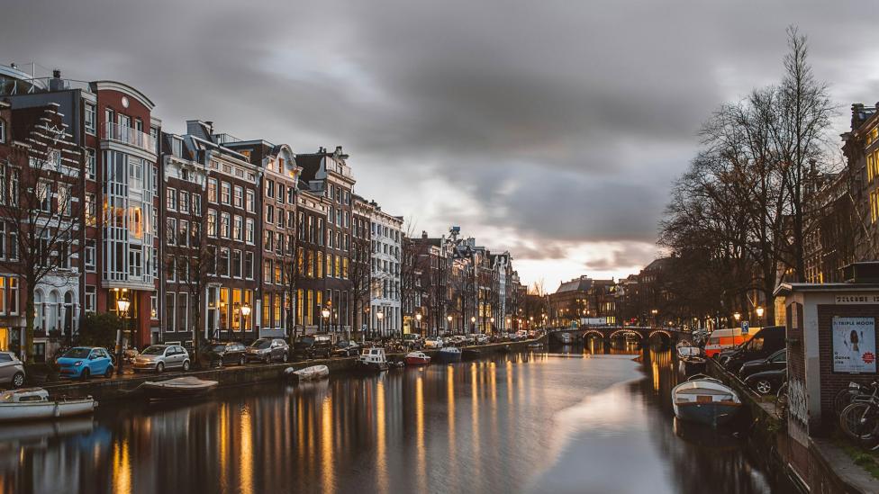 Hoe duur is het om in Amsterdam te wonen?