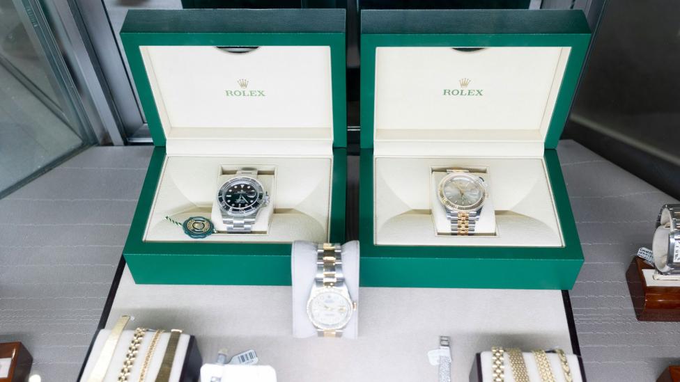 Rolex en andere luxe horloges dalen fors in waarde: nu investeren?