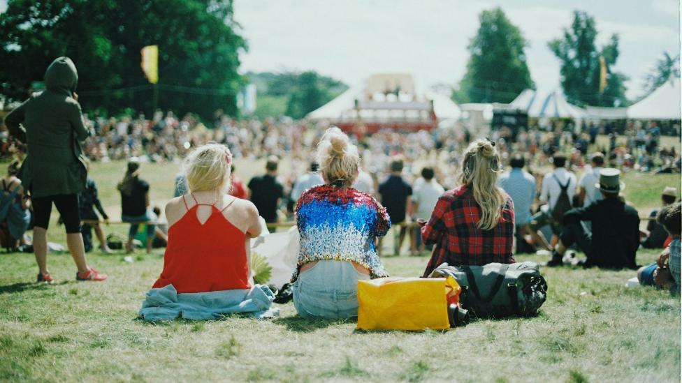 Goedkoop naar Lowlands: véél tickets worden voor weinig geld aangeboden