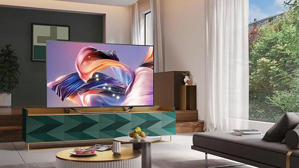 Deze 55 inch QLED 4K TV scoor je voor een prikkie bij Albert Heijn