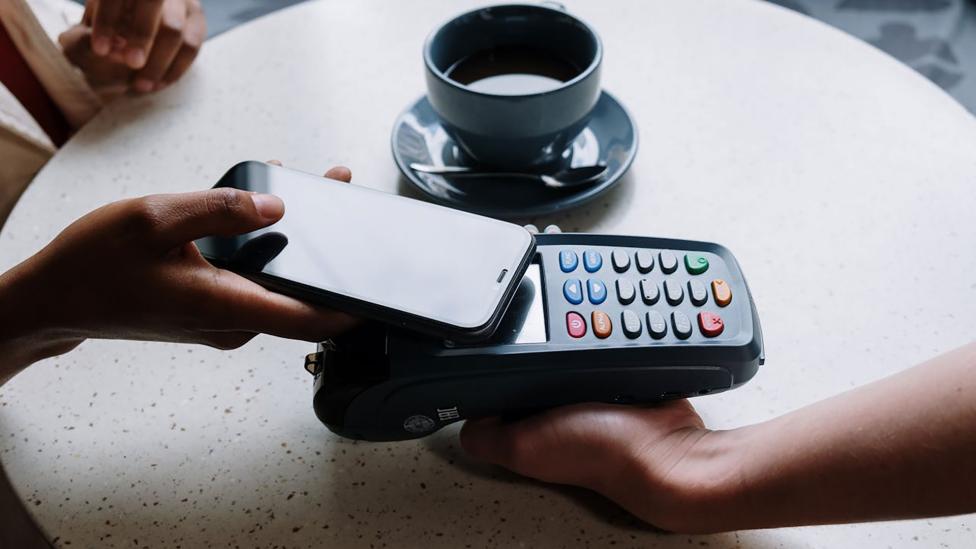 Gaat de digitale euro contant geld vervangen?