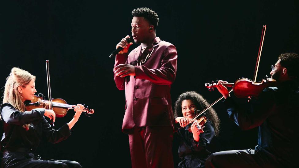 Zo laat treedt Claude op tijdens de halve finale van het Eurovisie Songfestival