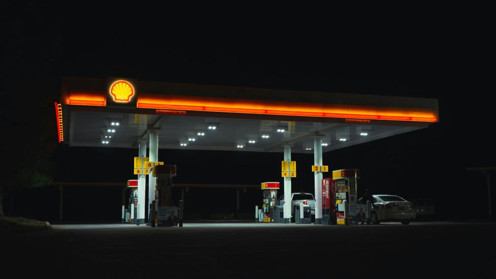 Tankstations neppen klanten met lage brandstofprijzen