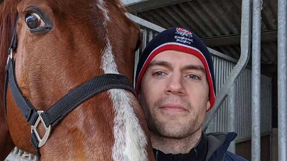 Henry Cavill wil hoofdrol in Red Dead Redemption 2-film