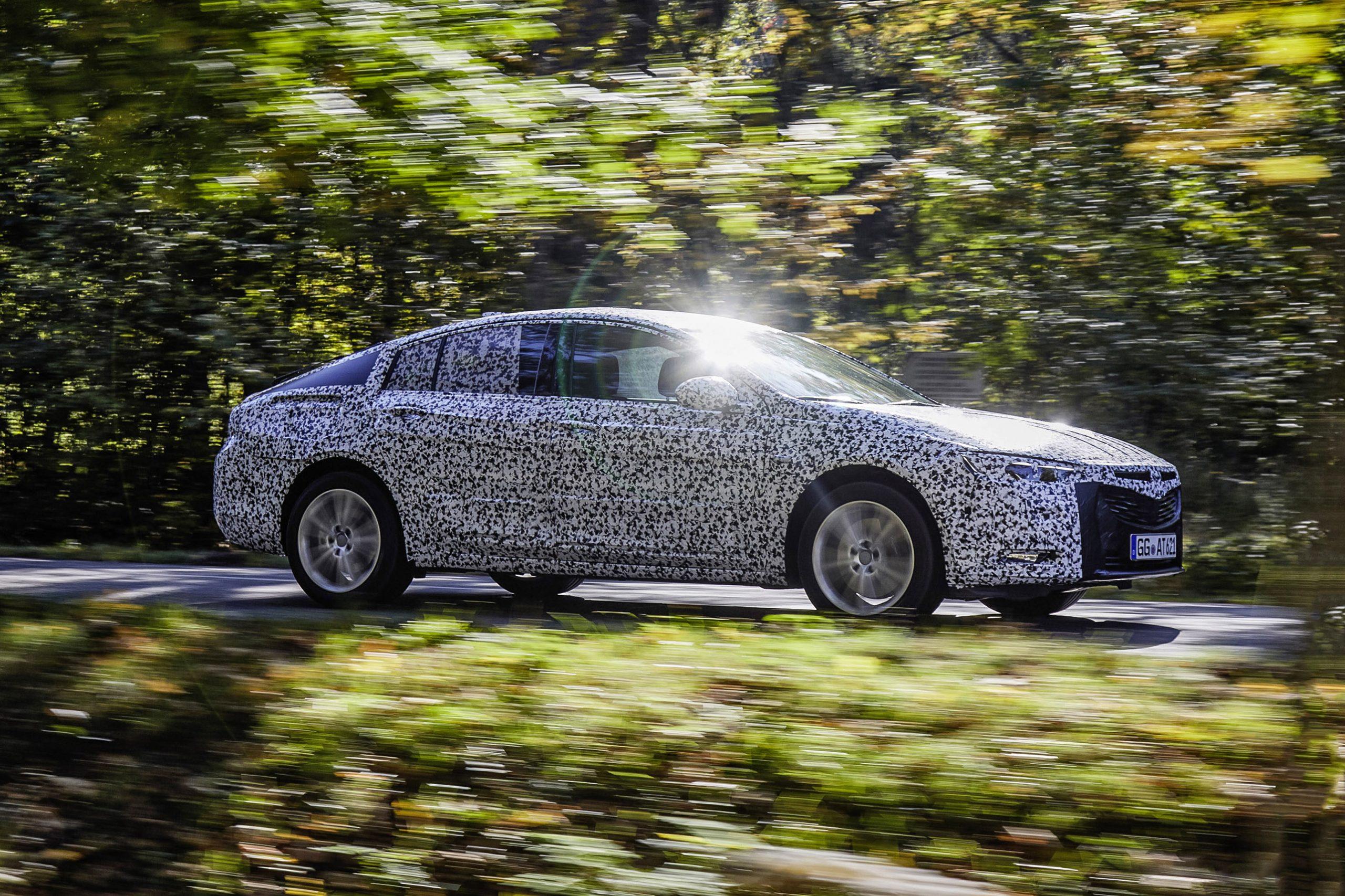 Kleed de nieuwe Opel Insignia uit met je ogen TopGear