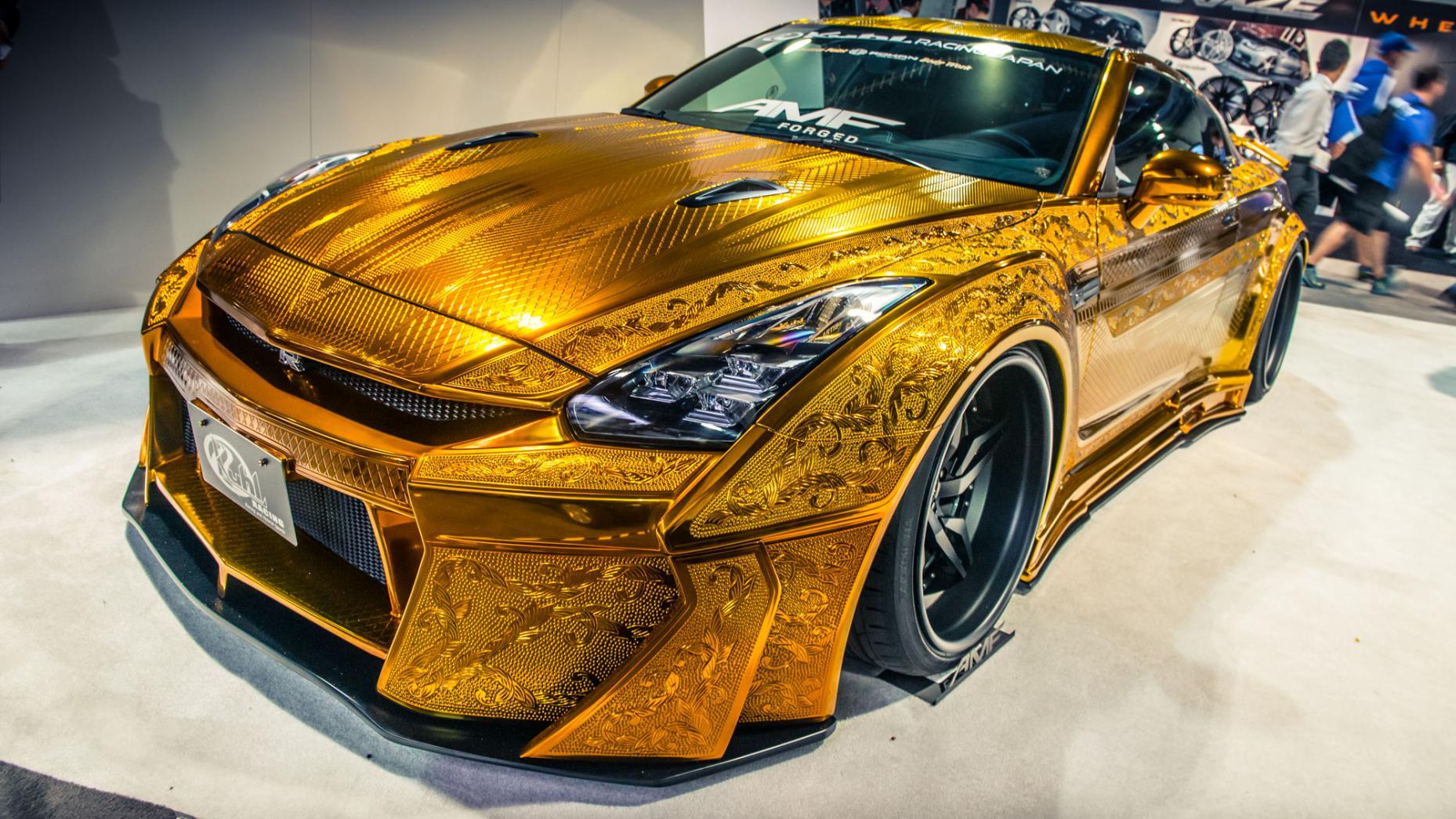 Gouden Nissan GT-R