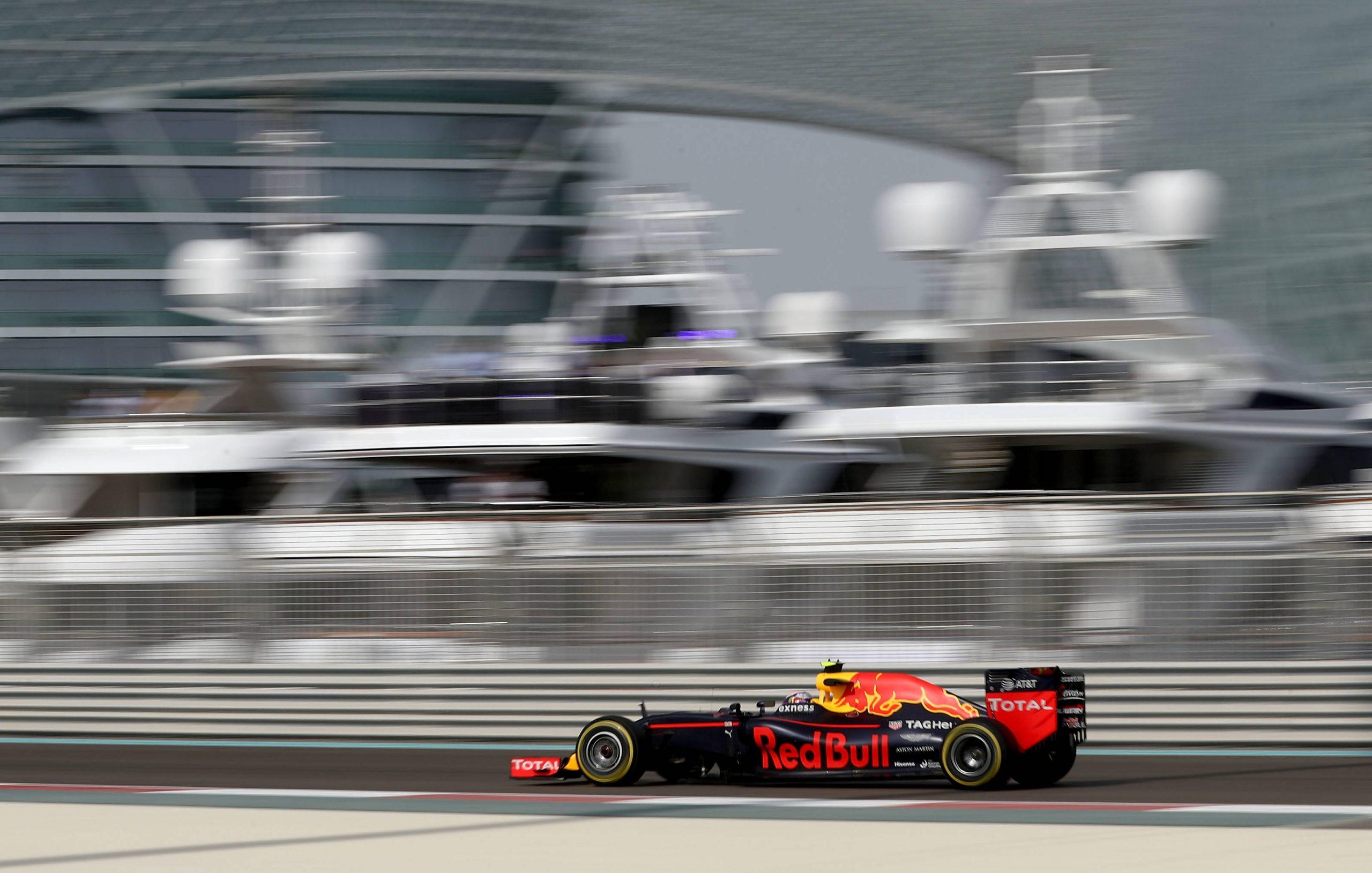De uitslag 2e vrije training van de GP van Abu Dhabi vind je hier De uitslag 2e vrije training van de GP van Abu Dhabi vind je hier