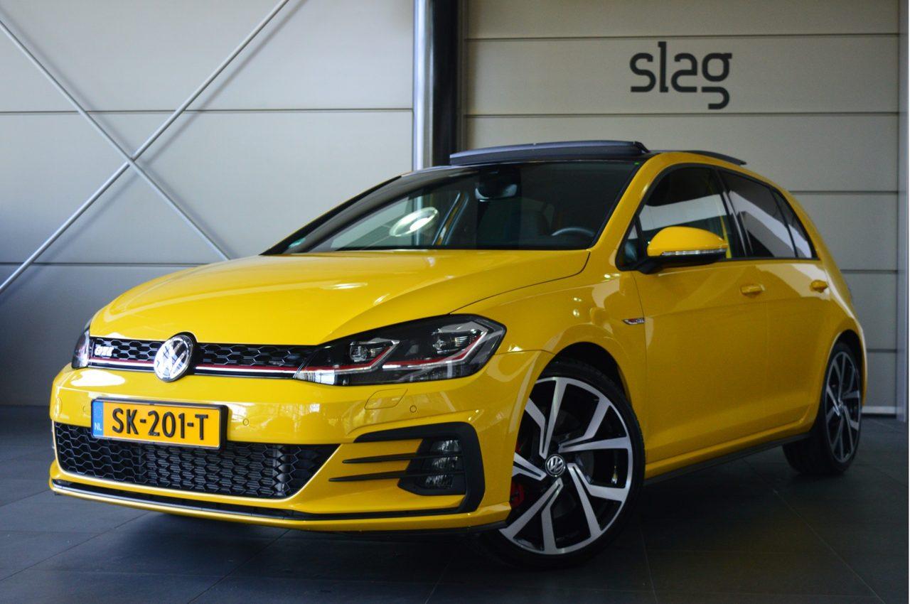 Toon Lef Met Een VW Golf 7 GTI In Glinstergelb TopGear Nederland