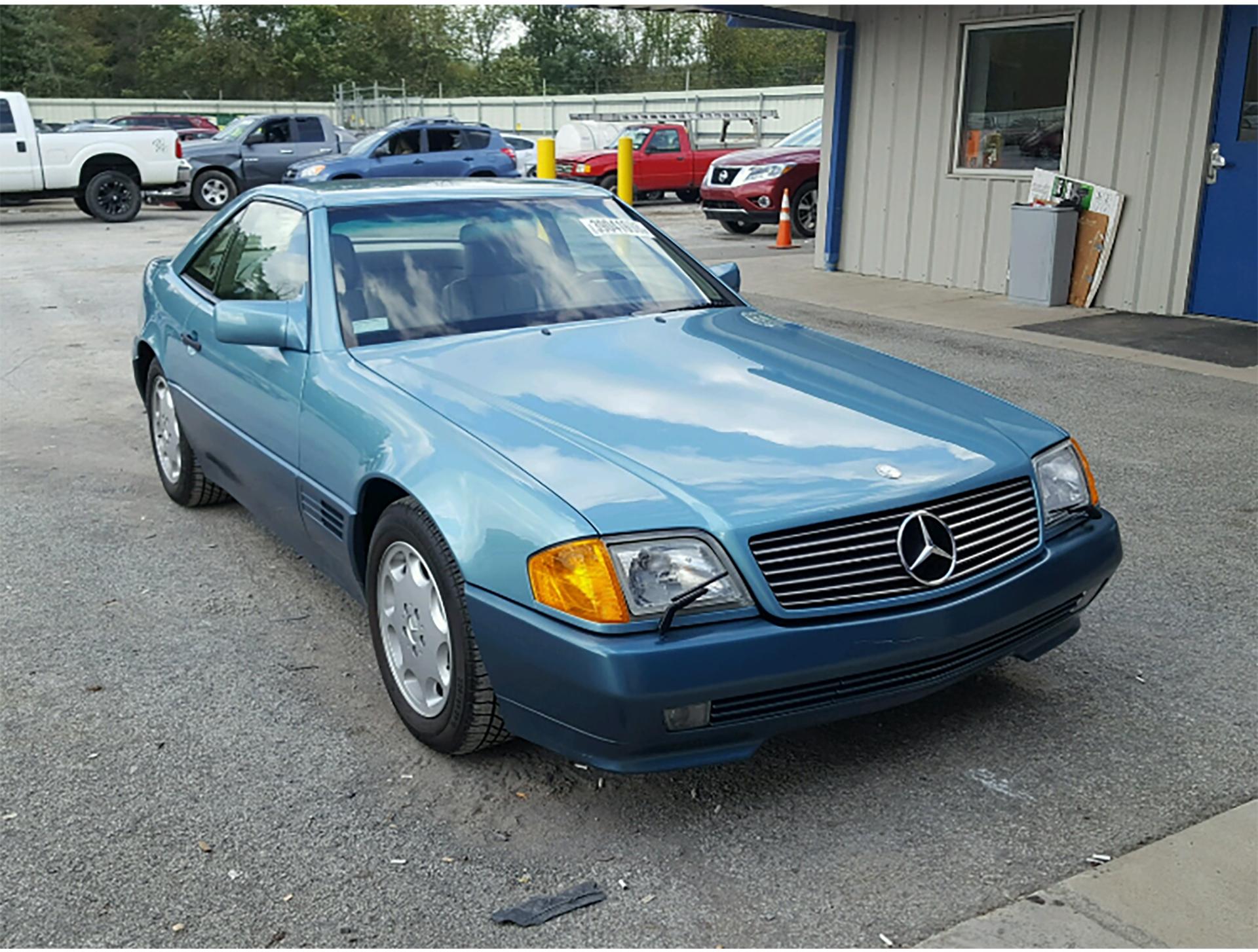 Mercedes 1992. Mercedes sl500 1992. Мерседес 1992 года. Мерседес 1991. Mercedes Benz SL 500 1991.