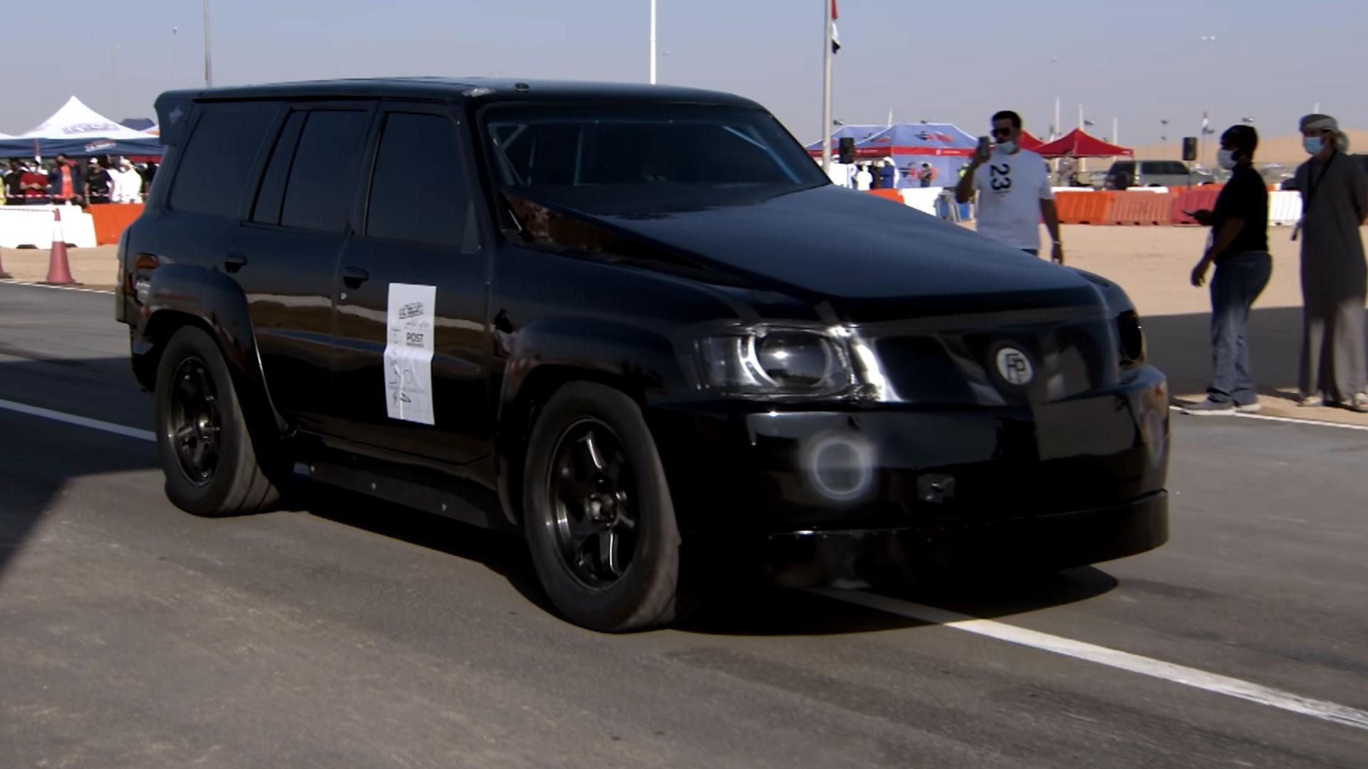 Nissan Patrol met 2.700 pk haalt 355 km/u op de dragstrip