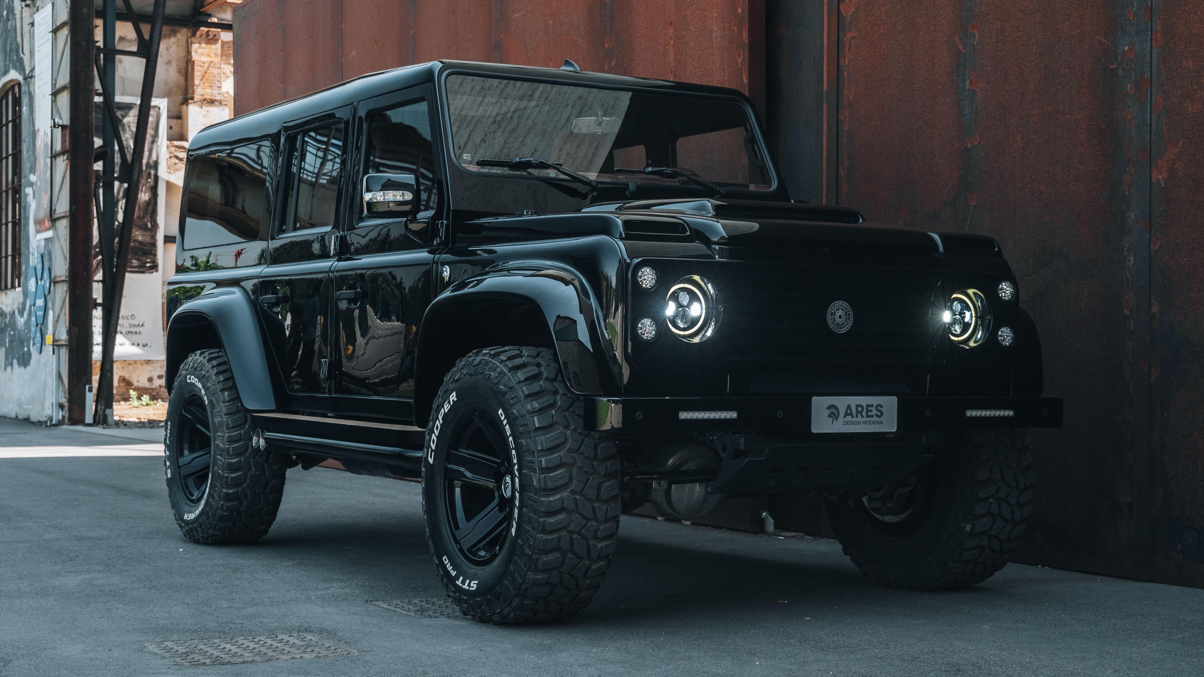 Ares een gladde Defender V8 Hardtop met 350 pk -