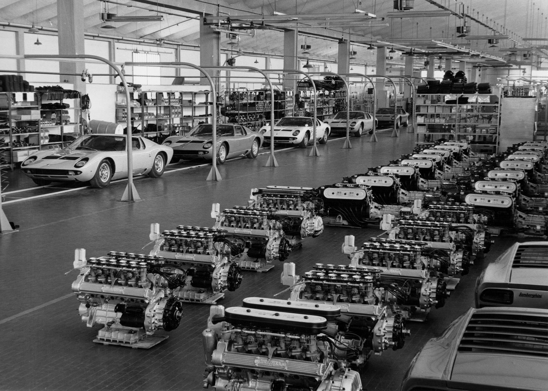 Lamborghini production line of Miura with V12 engines