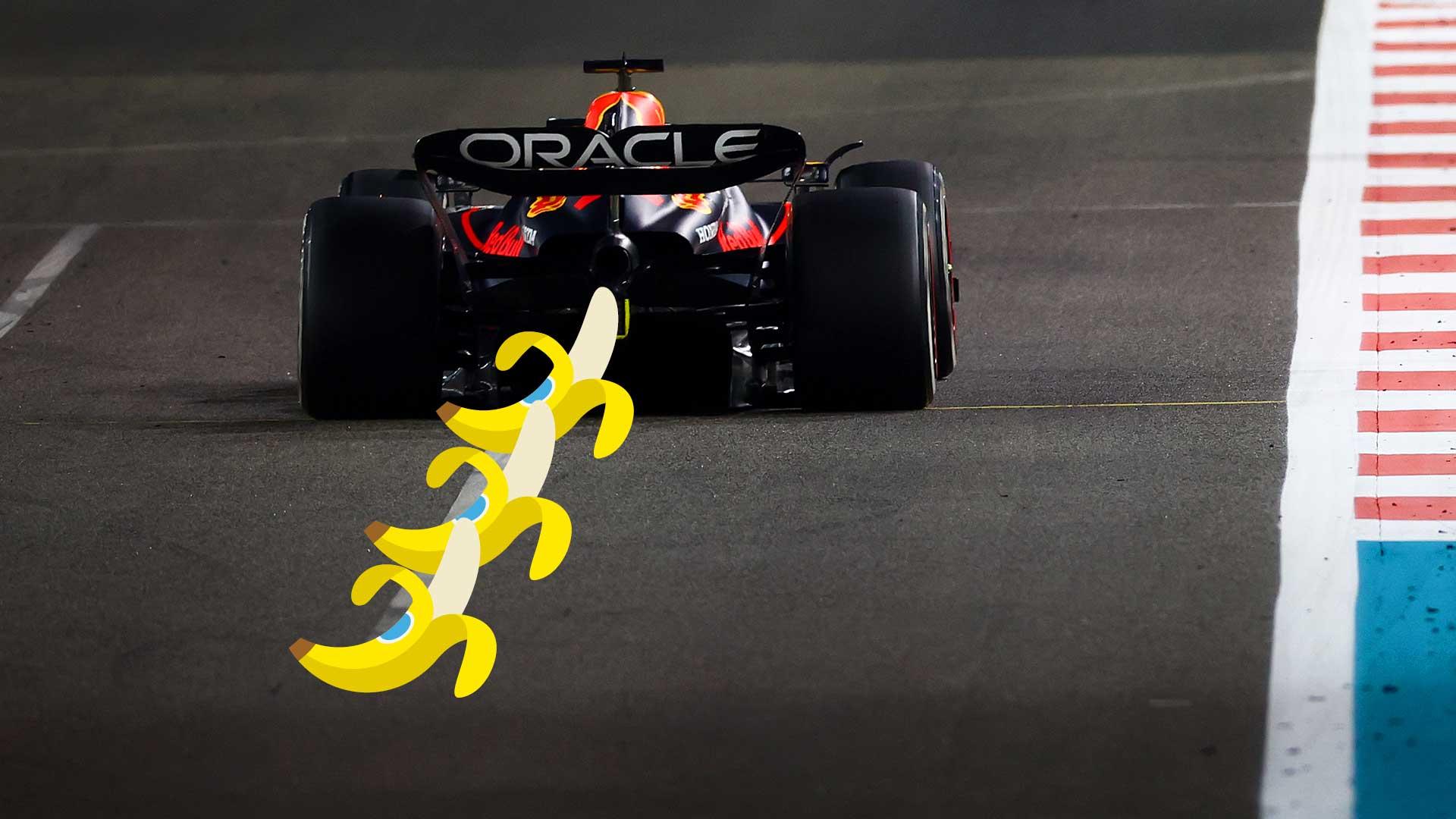 Red Bull f1-auto met banaan van Mario kart achter zich