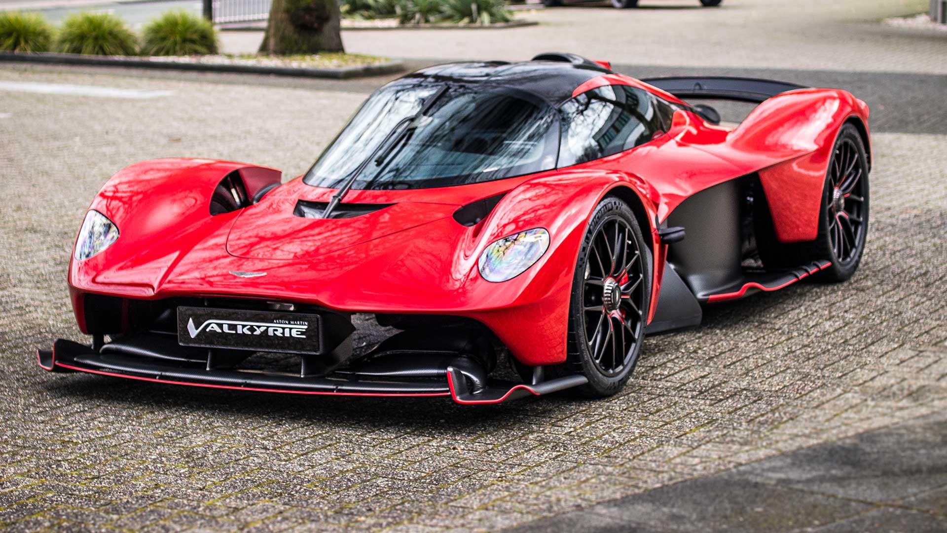 Deze Nederlandse Aston Martin Valkyrie Heeft Een Ferrari Kleur