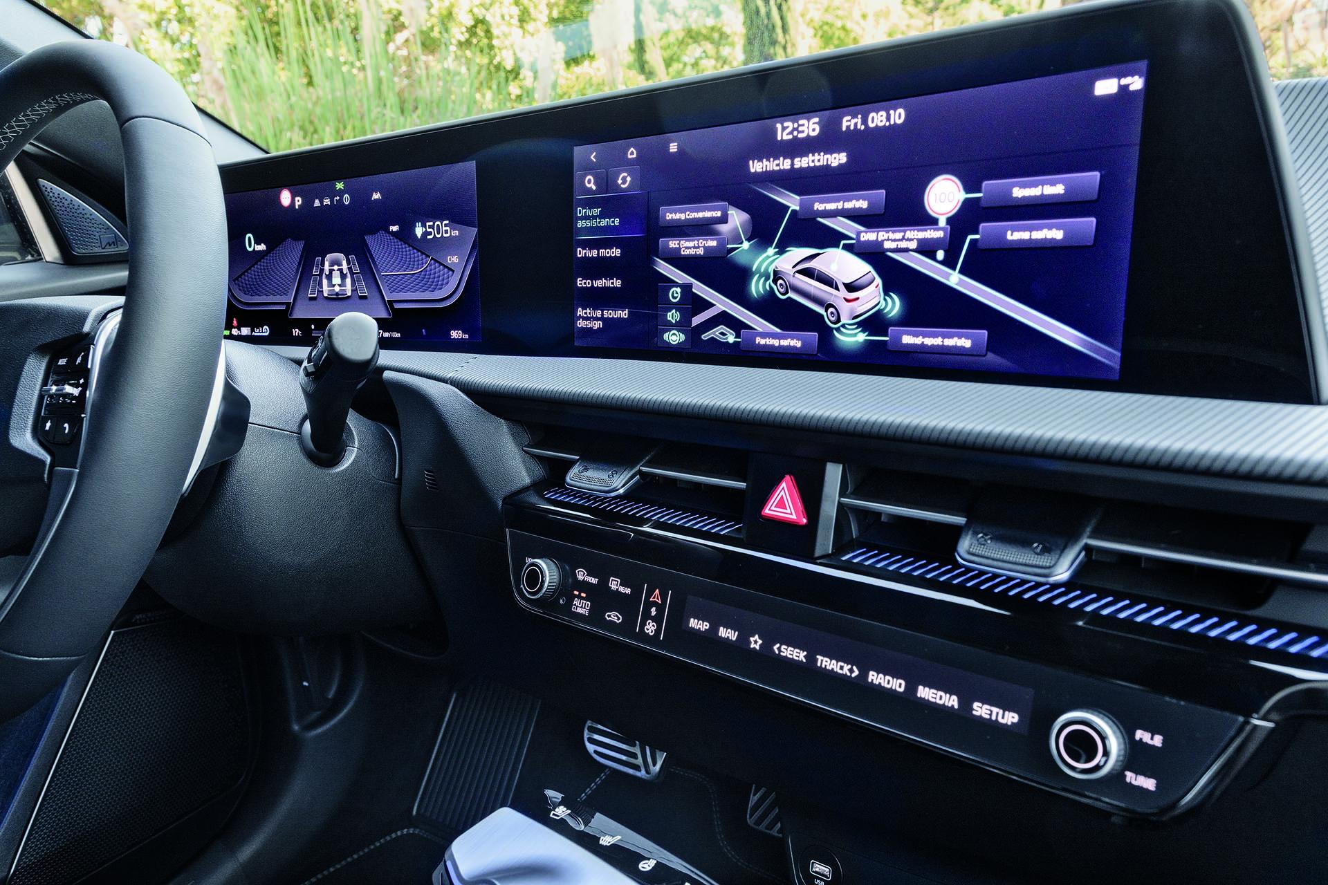Kia EV6 Plus Advanced AWD (2023) interieur dashboard scherm