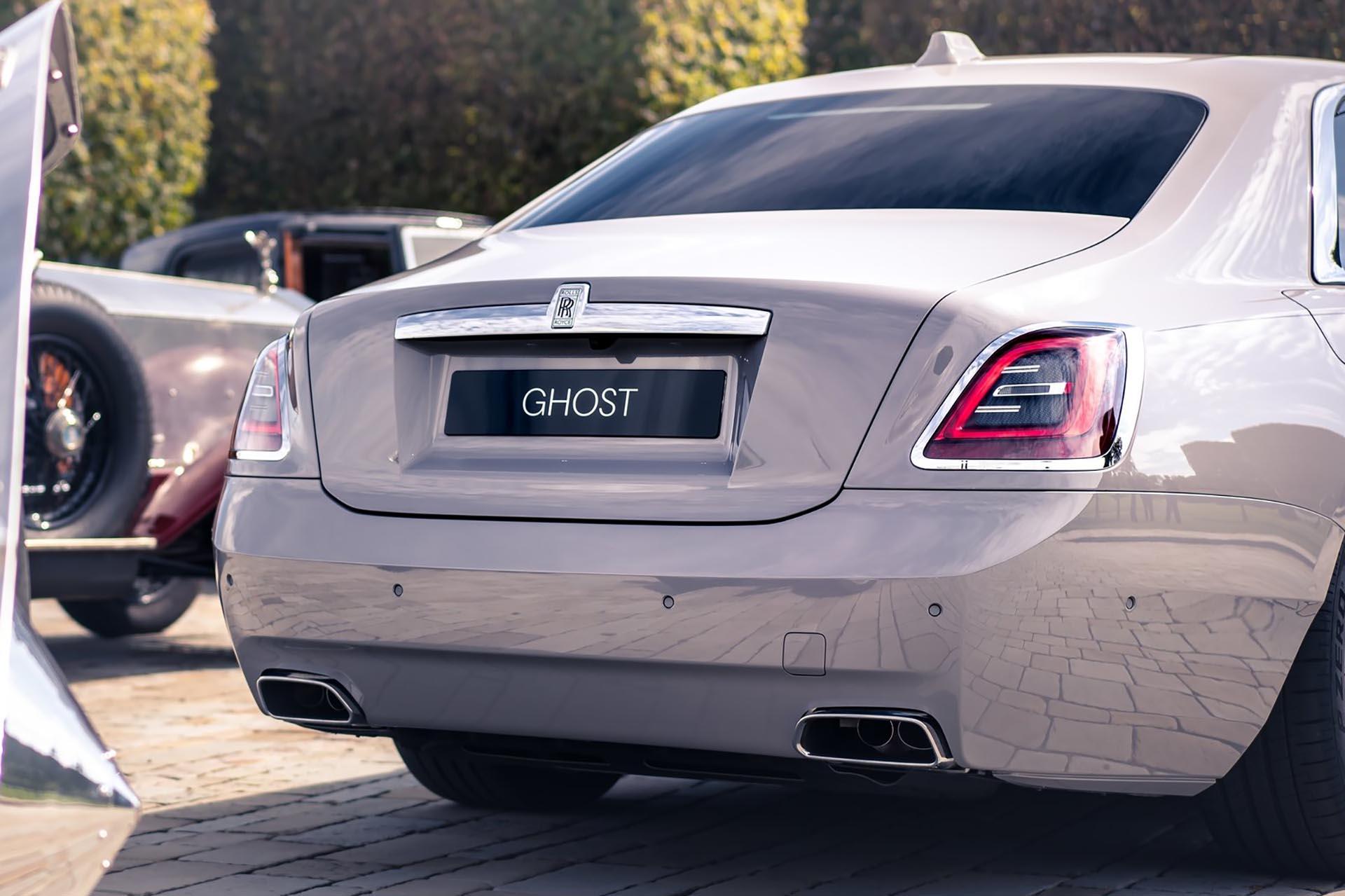 Rolls-Royce Ghost schuin achter