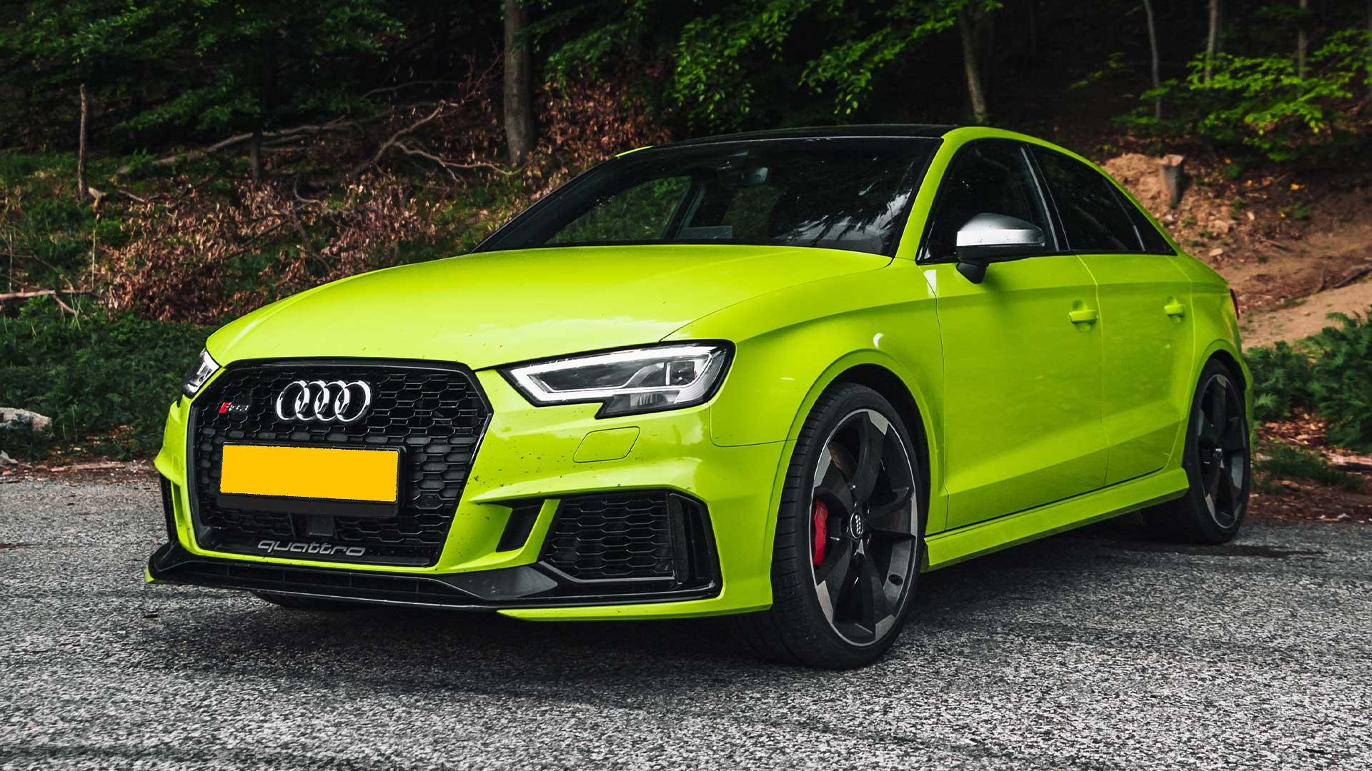 Audi RS 3 Limousine in het groen