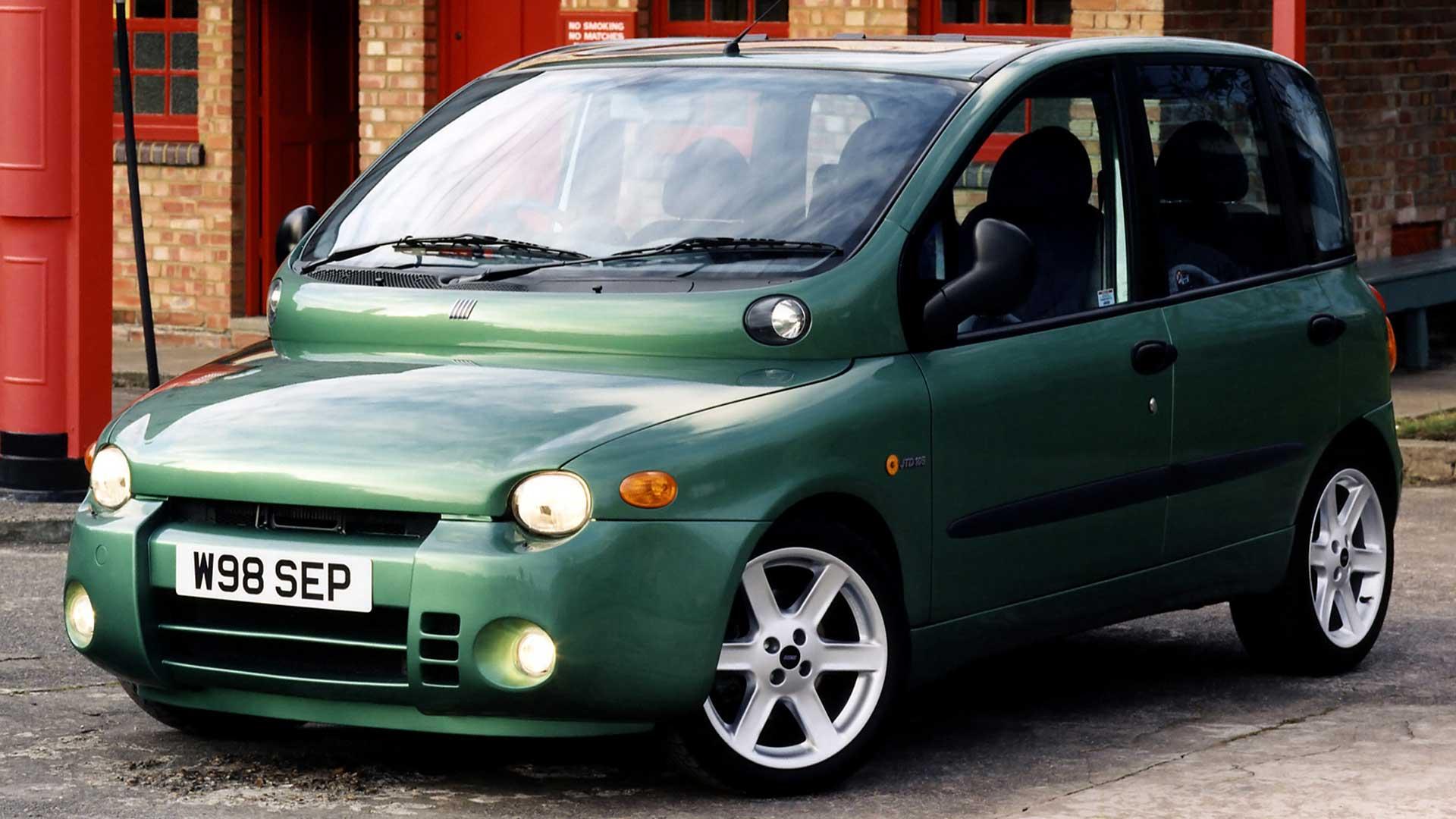 Страшные машины. Машина Fiat Multipla. Фиат Мультипла 2000. Фиат Мультипла 1998. Фиат Мультипла 2.