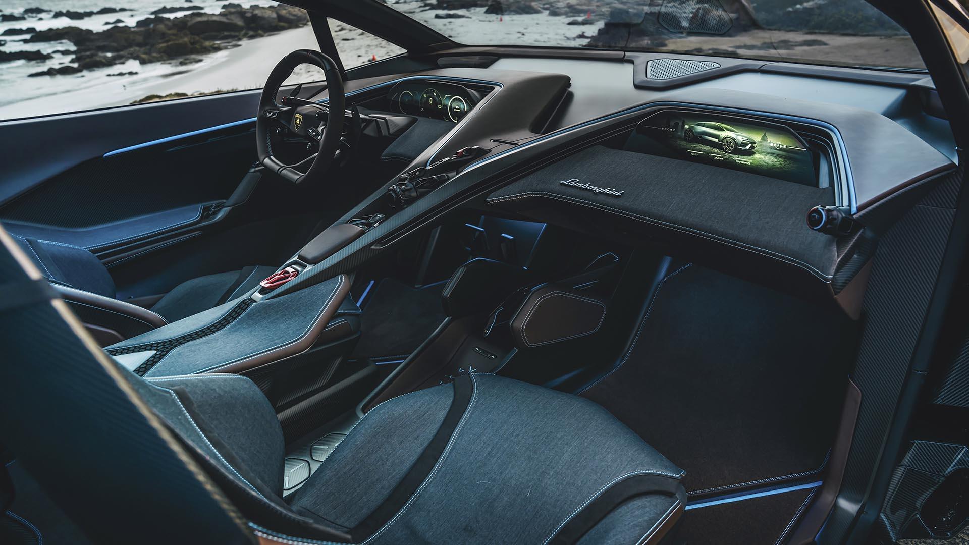 Lamborghini Lanzador interieur overzicht