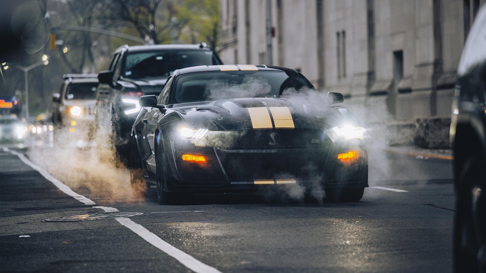 Top Gear Magazine 224 content: Ford Mustang Shelby GT500-H from Hertz in New York
