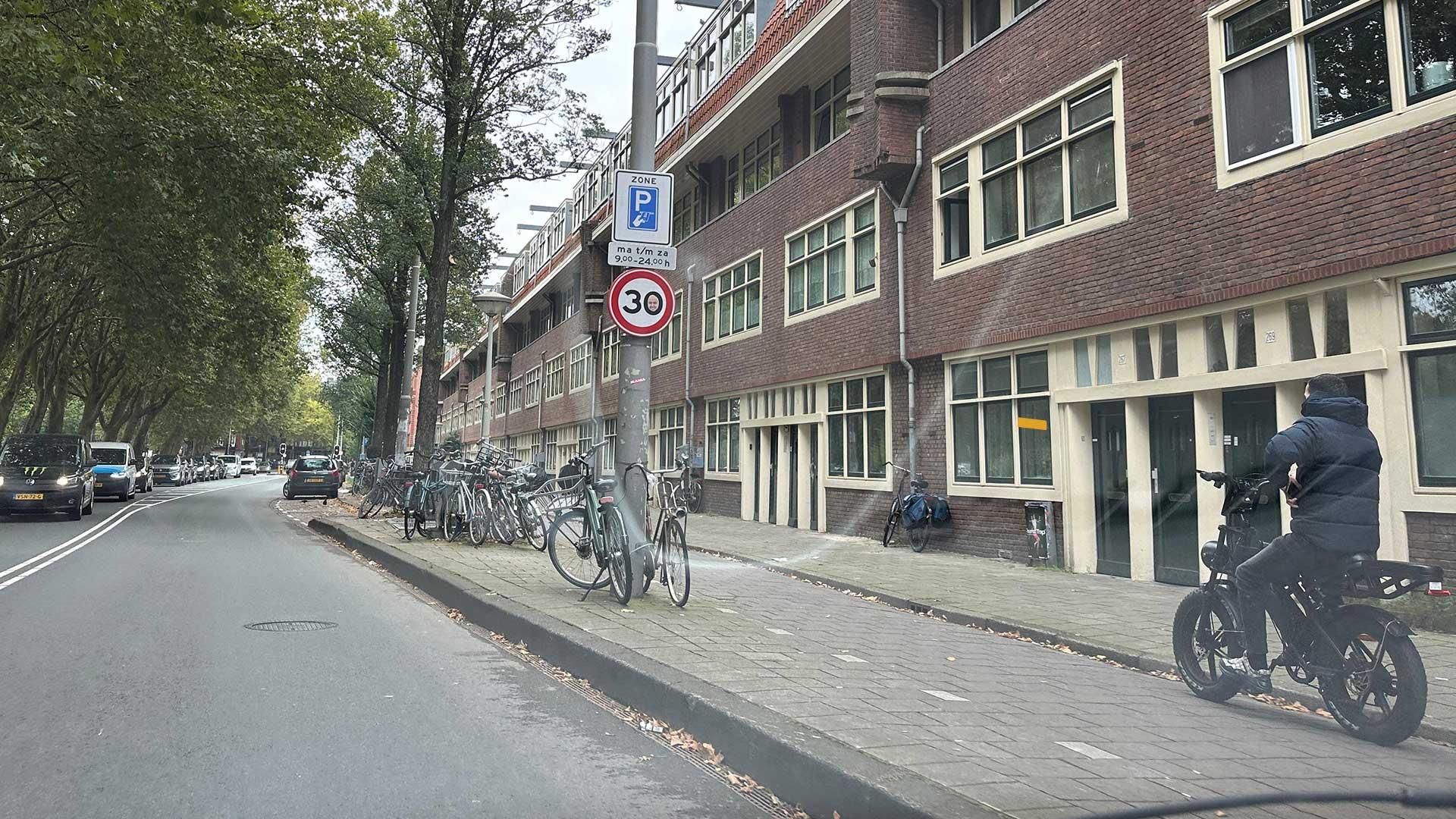 Amsterdam 30 km/u rijden met fatbike en weg