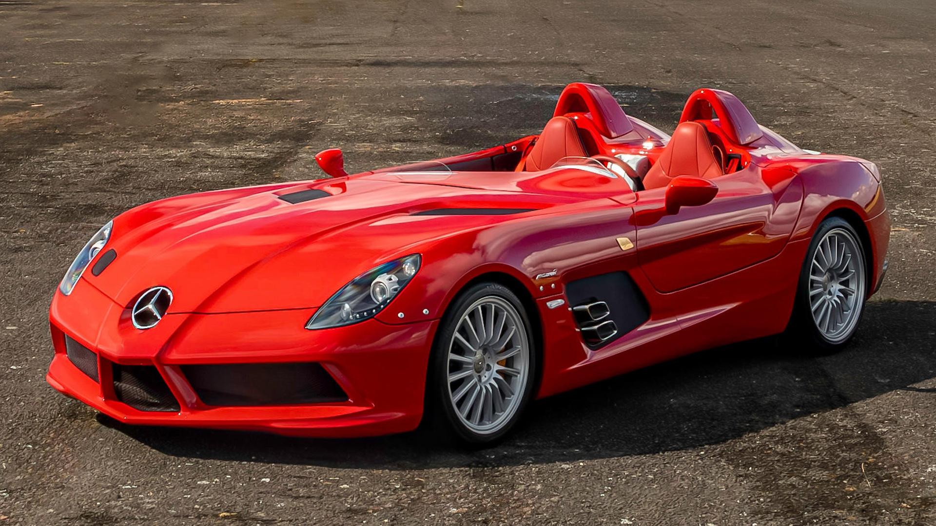 Mercedes SLR Stirling Moss rood Bonhams veiling zijkant voor schuin