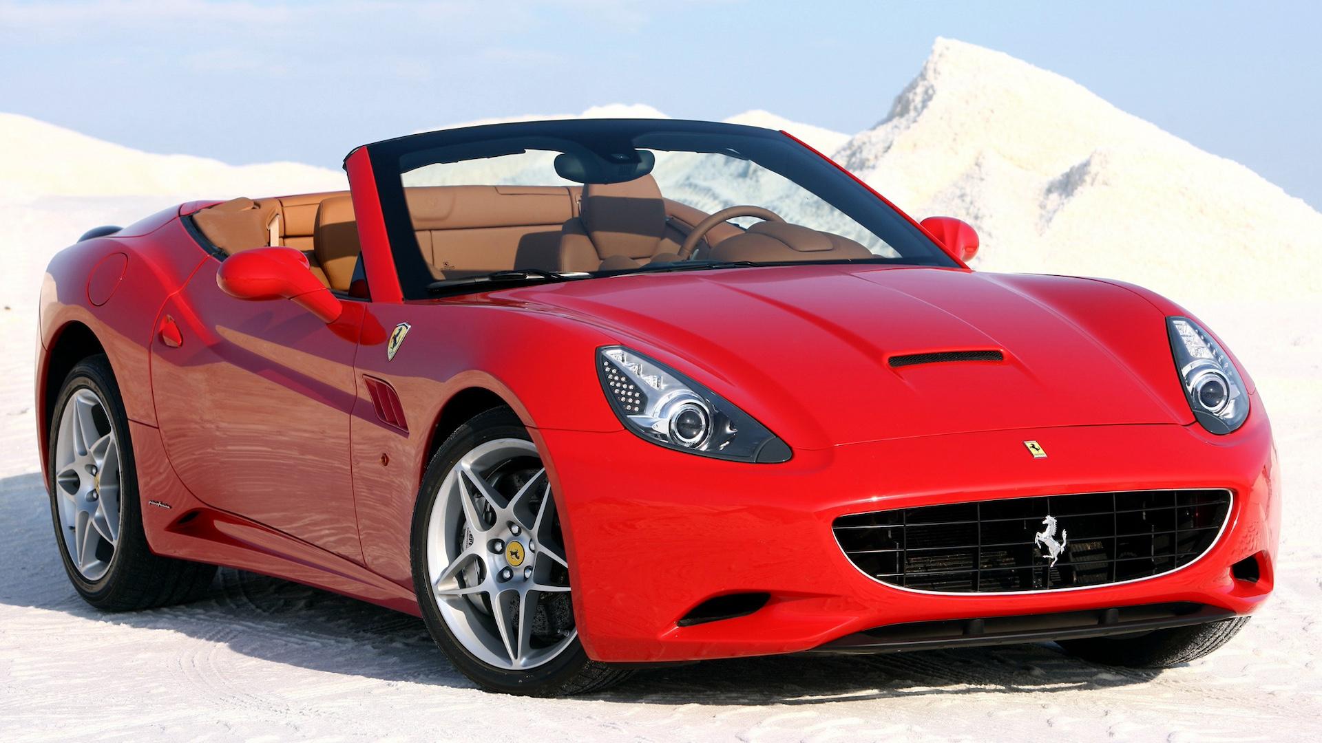 Ferrari California rood zijkant voor