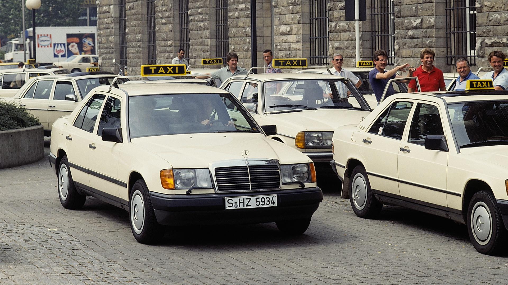 Mercedes taxis in 1987