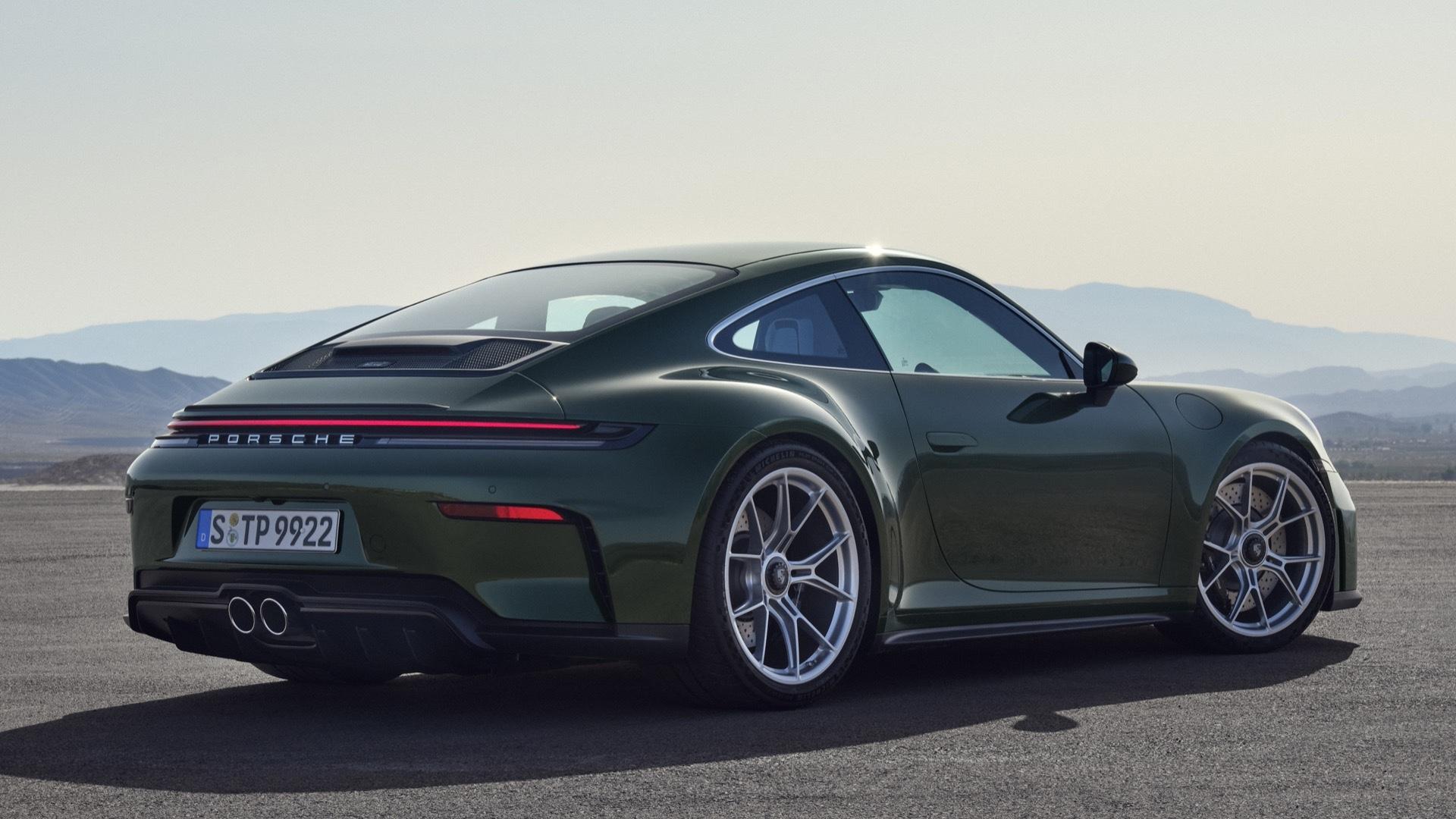 Porsche 911 GT3 Touring (992.2) facelift achterkant